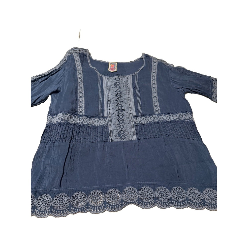 Johnny Was Manchenho Tunic Top XL Blue Embroidered Eyelet Cupro Rayon Boho - Picture 3 of 11
